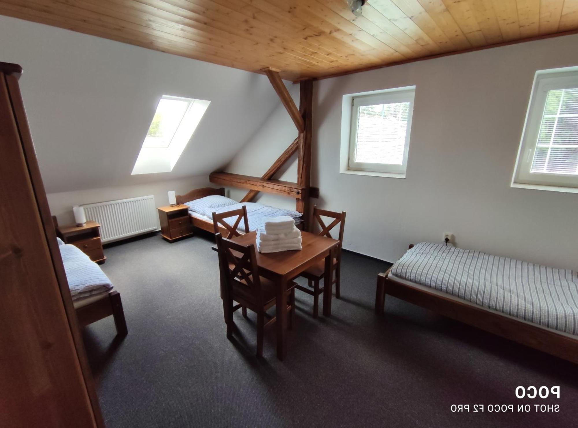 Zamecka Posta Penzion Neznasov Habitación foto